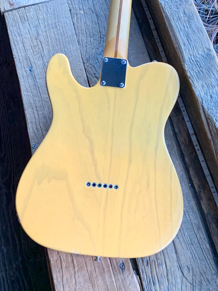 Fender '52 AVRI Telecaster Butterscotch Blonde