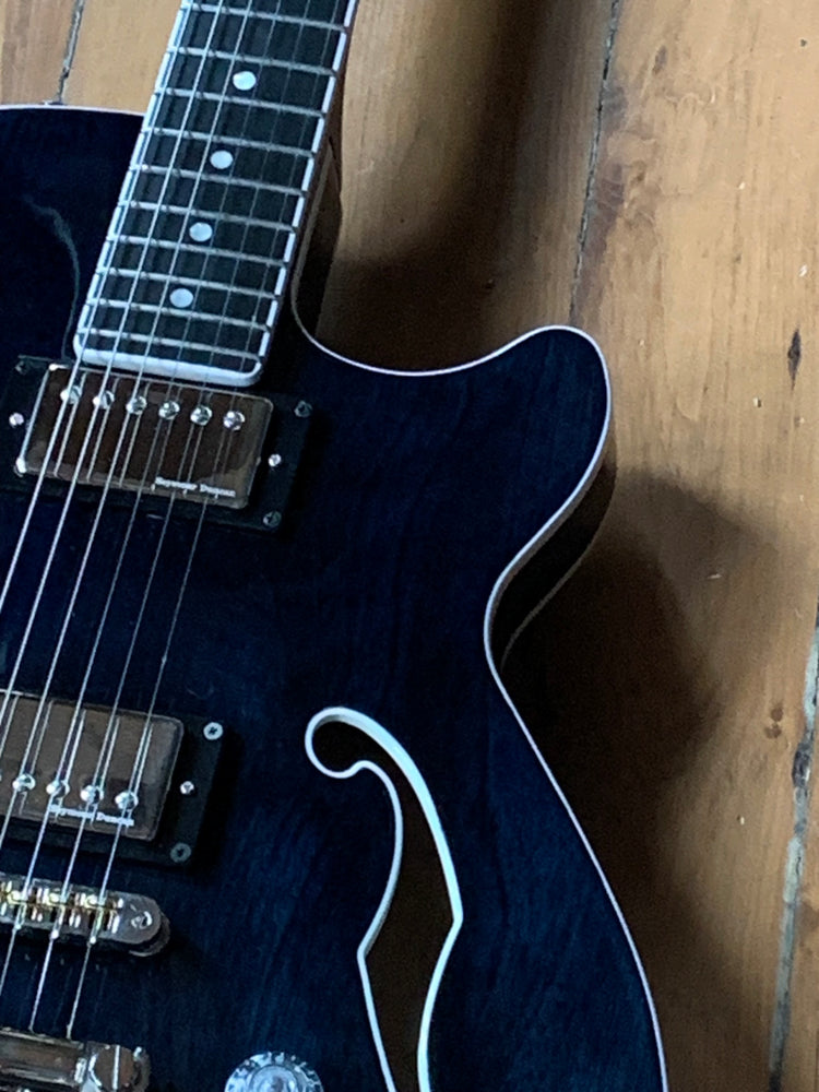 Godin Montreal Premiere A/E Indigo Blue