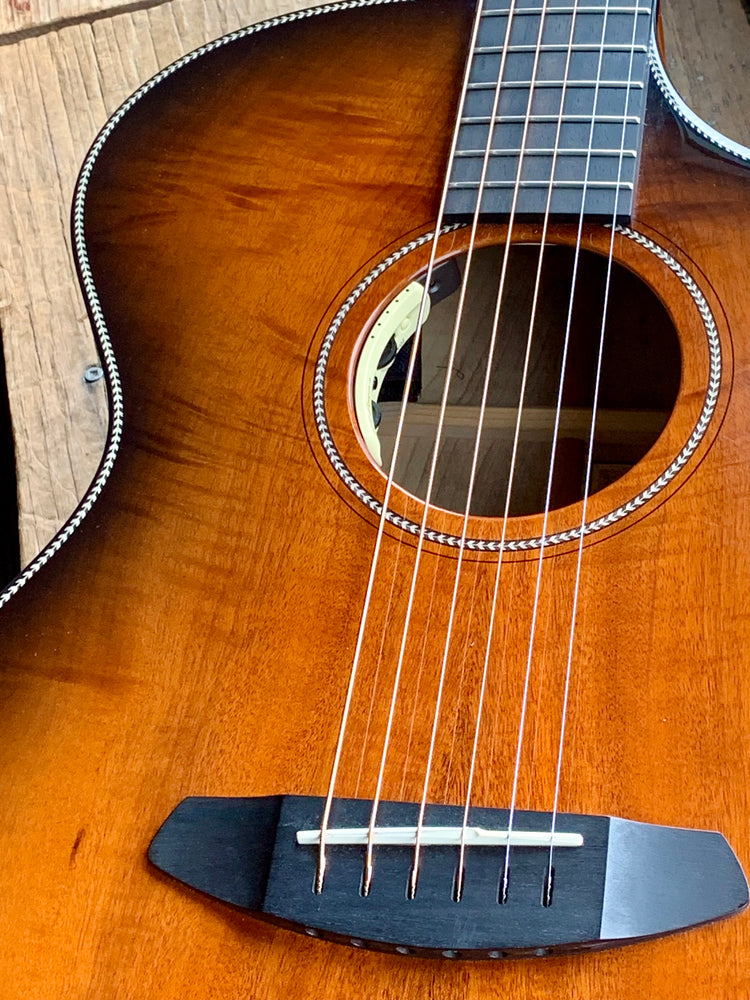 Breedlove Jeff Bridges Signature USA Concerto