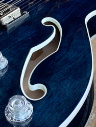 Godin Montreal Premiere A/E Indigo Blue