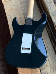 G&L Legacy Jet Black