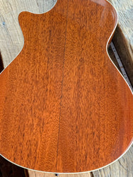 Taylor 12/Fret Mahogany Grand Concert