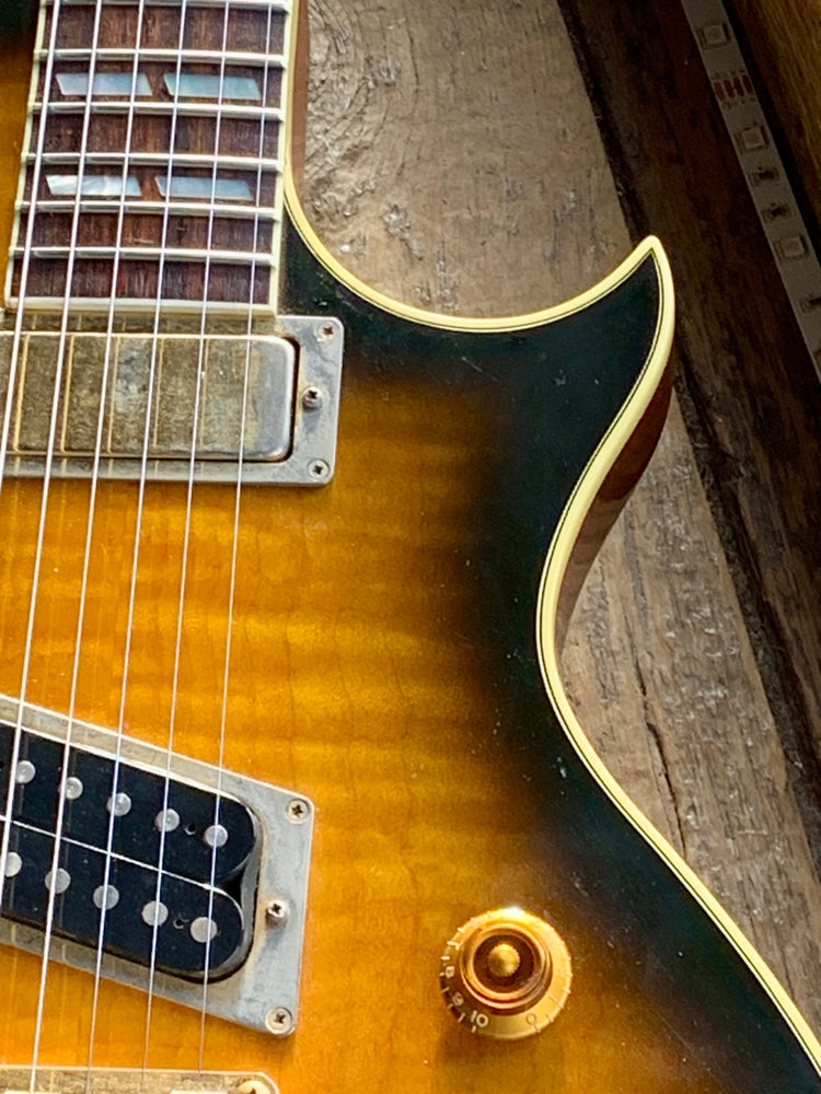 Gibson Nighthawk Standard Sunburst