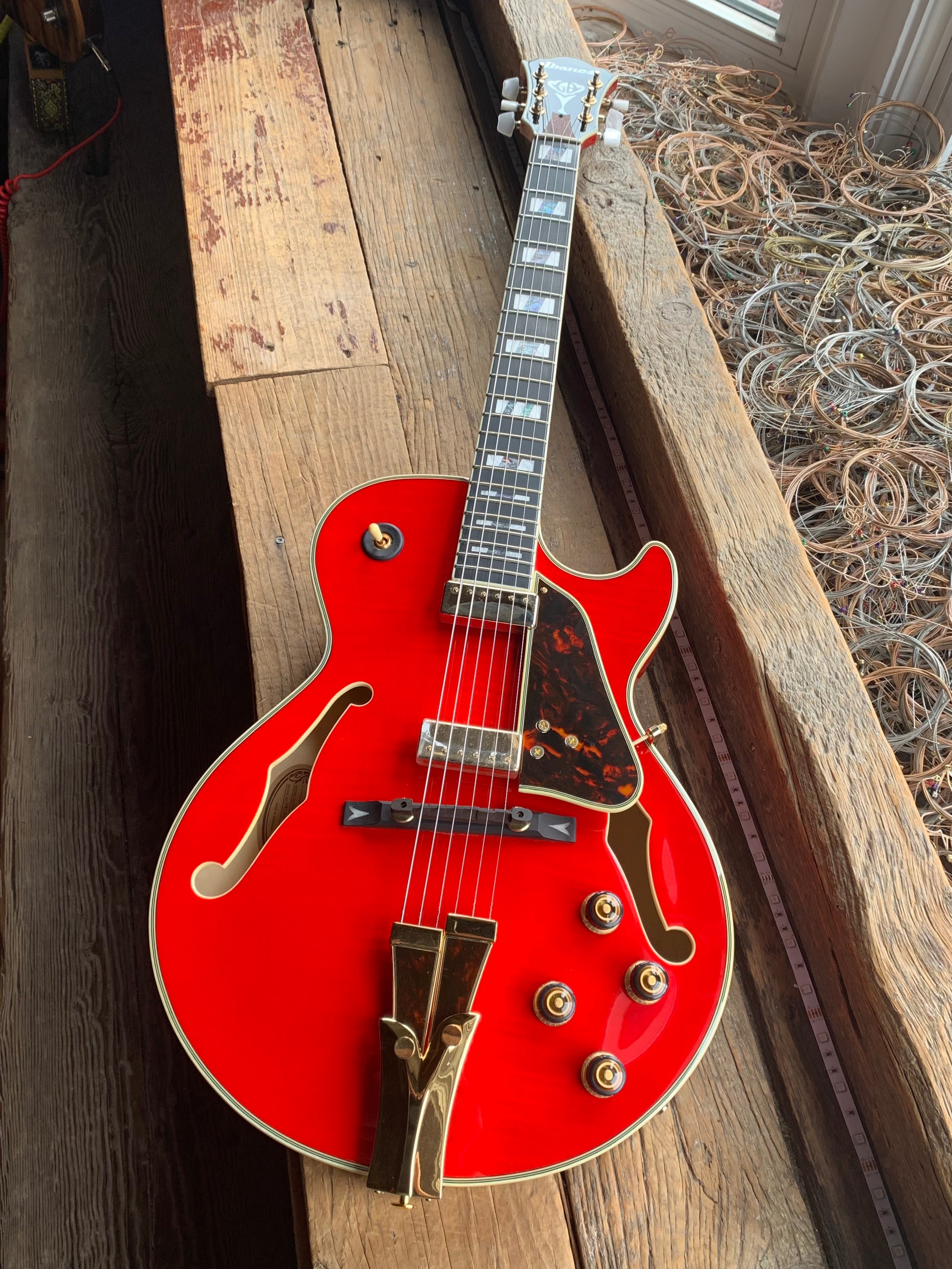 Ibanez GB10SEFM George Benson Signature Hollowbody Sapphire Red