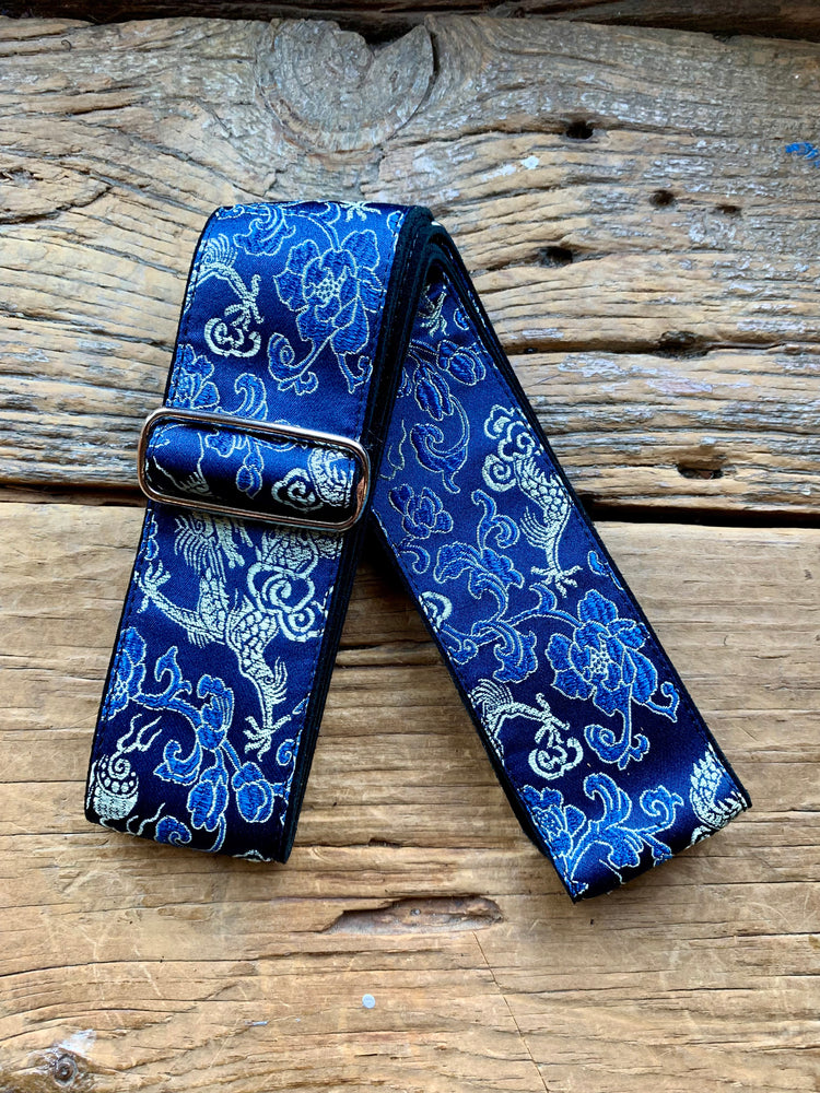 Jaykco Strap White Dragons on Navy Blue