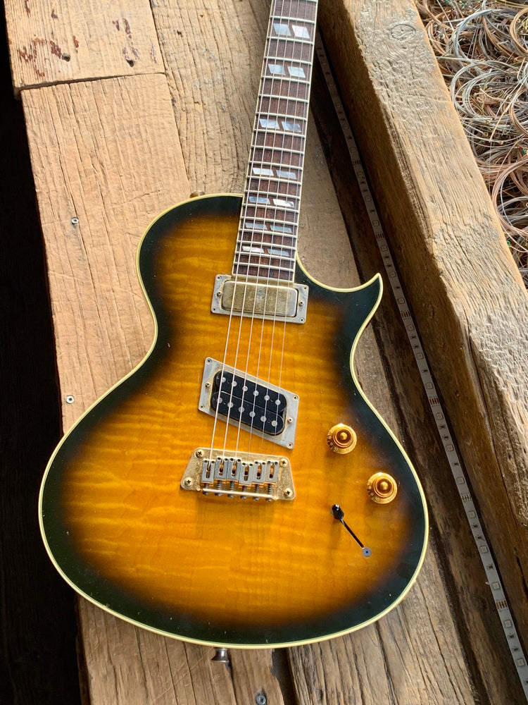 Gibson Nighthawk Standard Sunburst