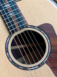 Taylor GT811 Grand Theatre