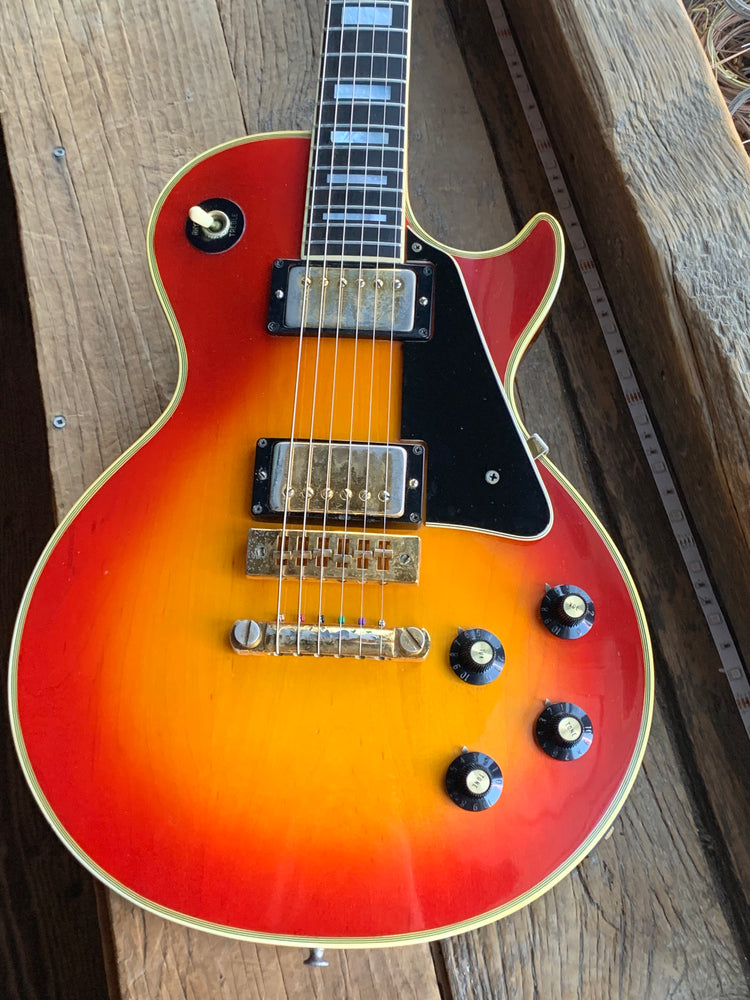 Gibson Les Paul Custom Cherry Sunburst