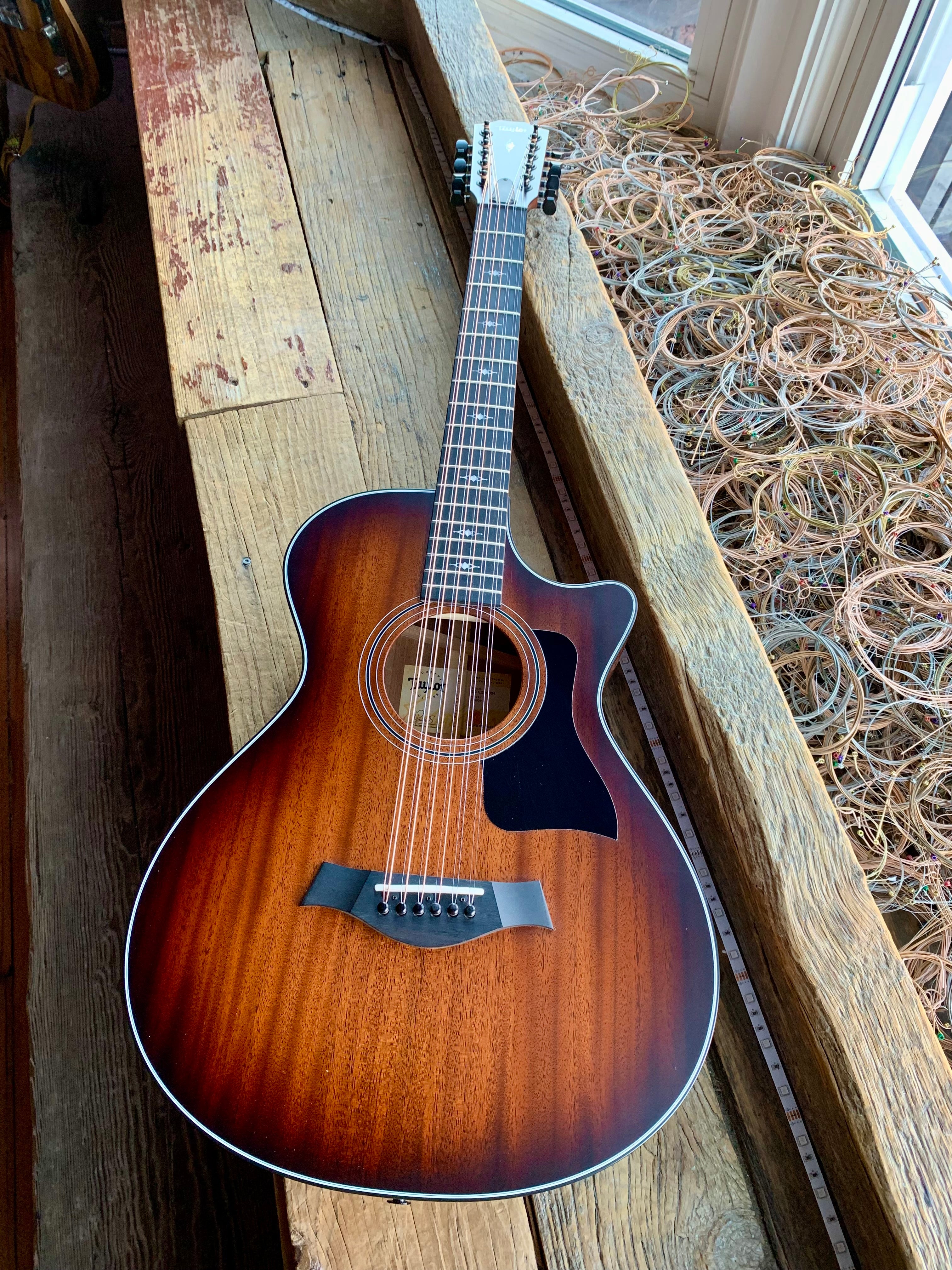 Taylor 362ce 12/String Mahogany Shaded Edgeburst