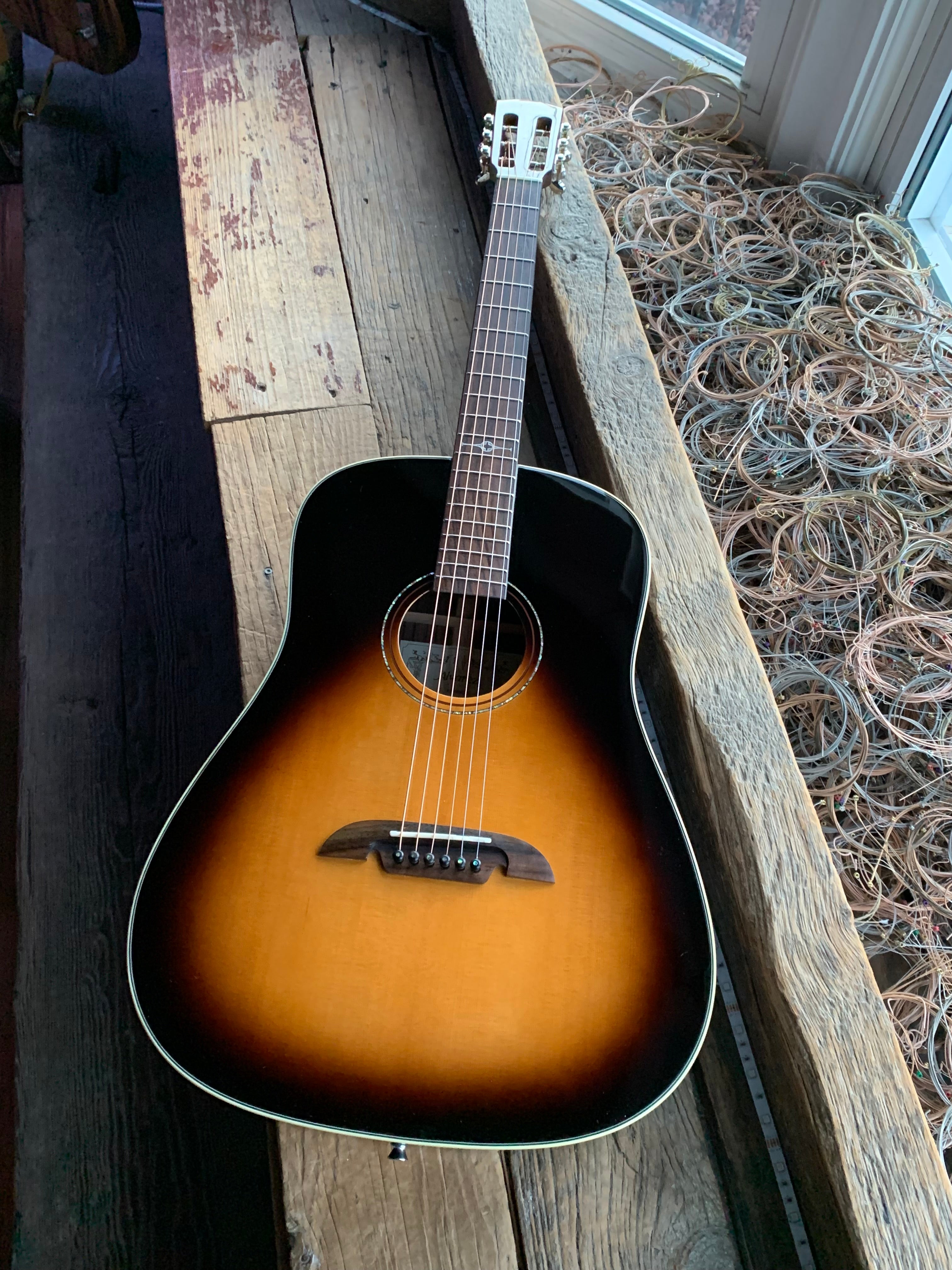 Alvarez MDR70SB 12/Fret Dreadnaught