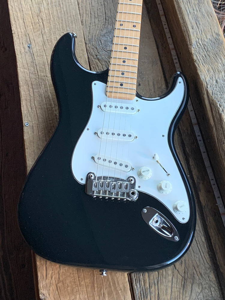 G&L Legacy Jet Black