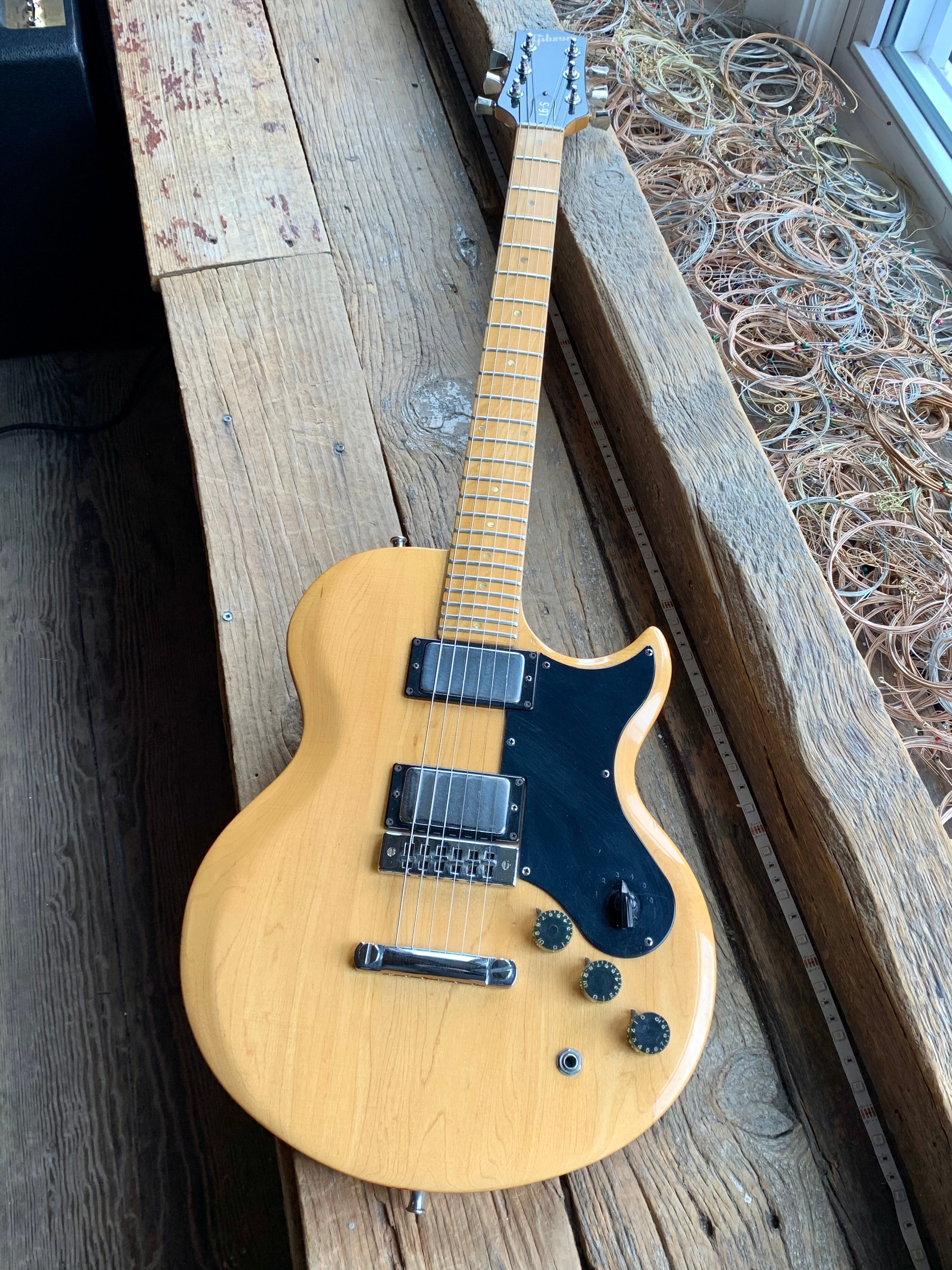 Gibson L6S Custom '77