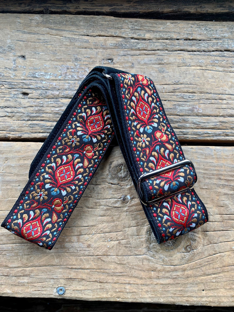Jaykco Strap Red and Brown Flower Woven on Black