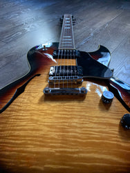 Gibson ES137 Classic Tri-Burst