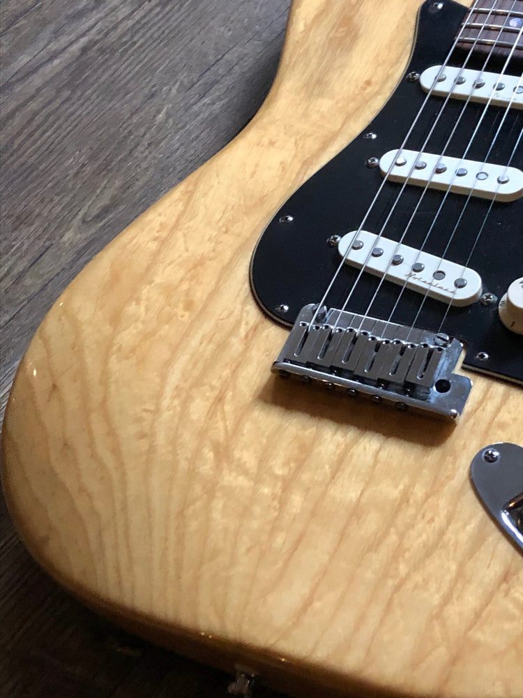 Fender Stratocaster Deluxe 1998